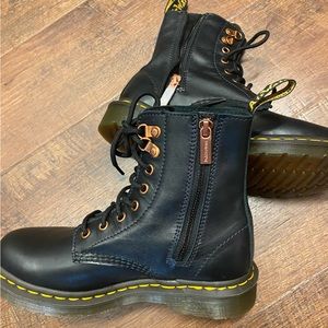 Black lace up boot with Rose gold